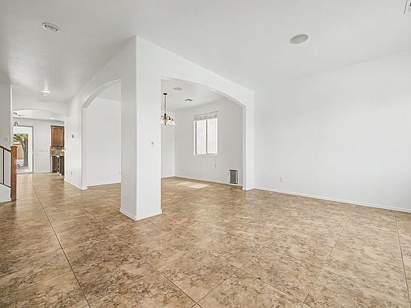 3rd image of 4947 E Odessa Dr
