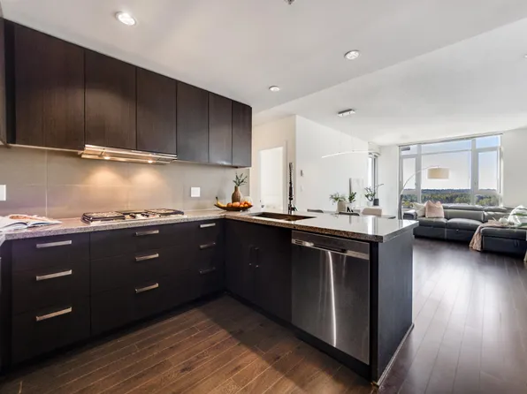 1155 The High St #1901, Coquitlam, BC V3B 7W4