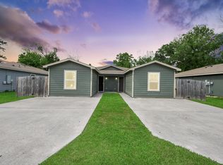 9027 Madera Rd #A/B, Houston, TX 77078