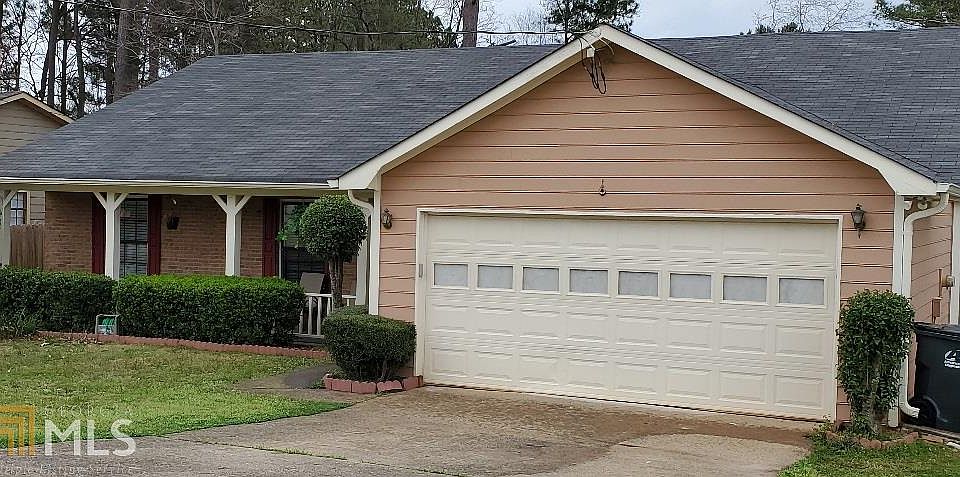 1st image of 1538 Brandon Sq
