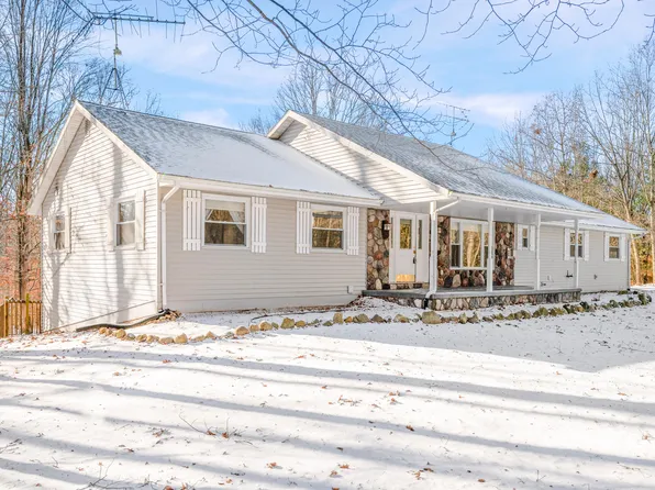 3285 Mineral Springs Trl, Mount Pleasant, MI 48858