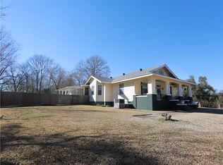 1031 Dogwood Dr, McComb, MS 39648