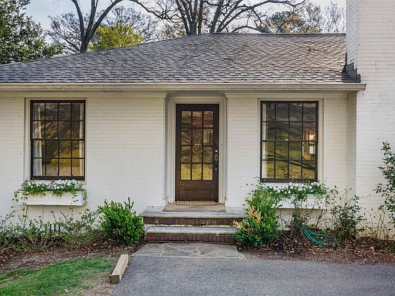 4th image of 229 Beech Cir