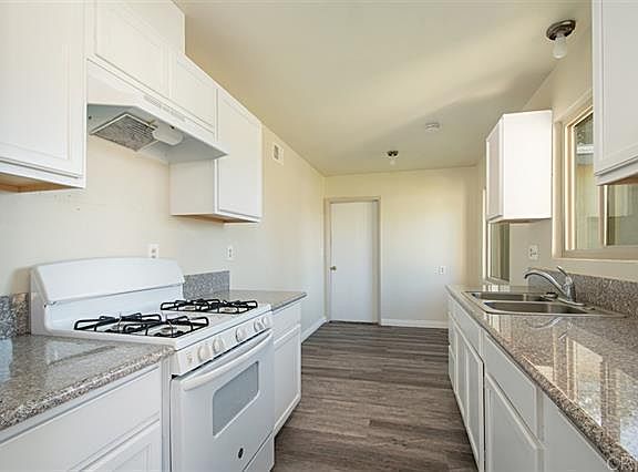 2nd image of 630 Fern St #1