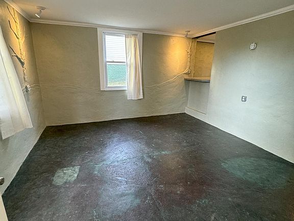 3rd image of 1107 Early St #C