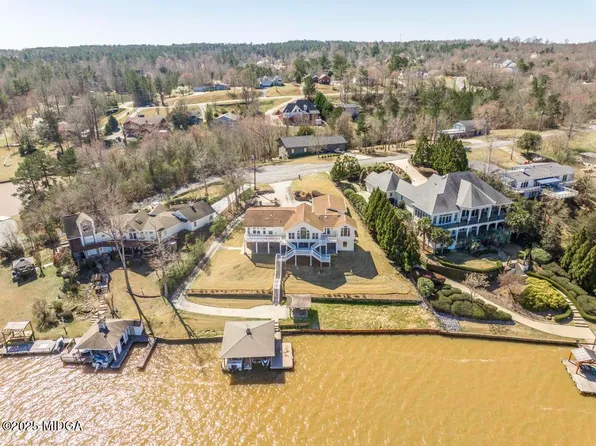 2225 Gwendale Dr W, Lizella, GA 31052