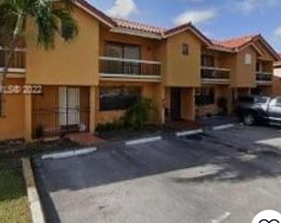 1st image of 580 NW 109th Ave #1303