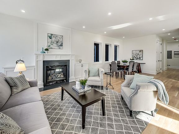 2nd image of 3329 W Division St #2