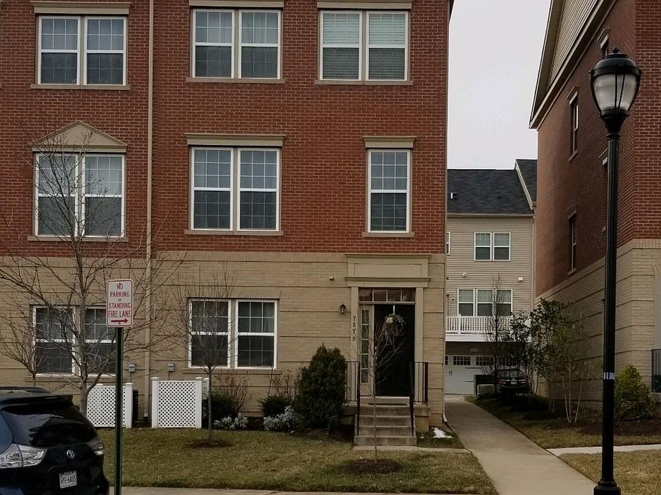 1st image of 7878 Crescent Park Dr
