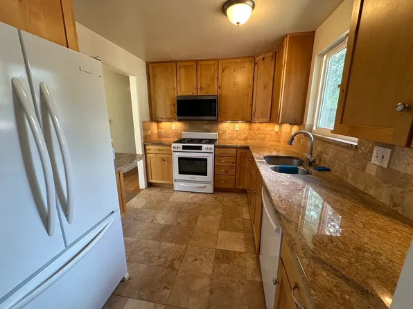 945 Grape Ave #2, Boulder, CO 80304