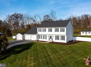 5 Tamarack Dr, Denver, PA 17517