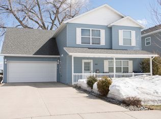 408 20th St N, Moorhead, MN 56560
