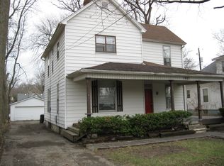 1021 6th St, Charleston, IL 61920