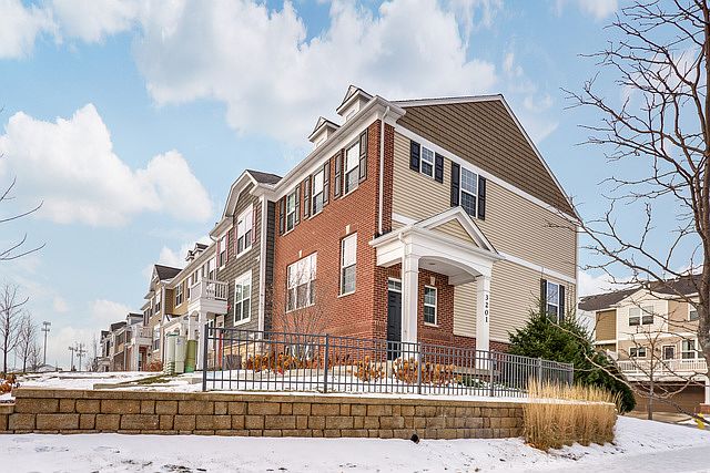 1st image of 3201 Coral Ln