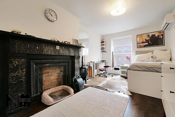 Rented by NMRE | media 25