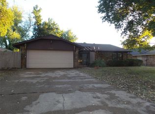 10224 Paisley Rd, Yukon, OK 73099