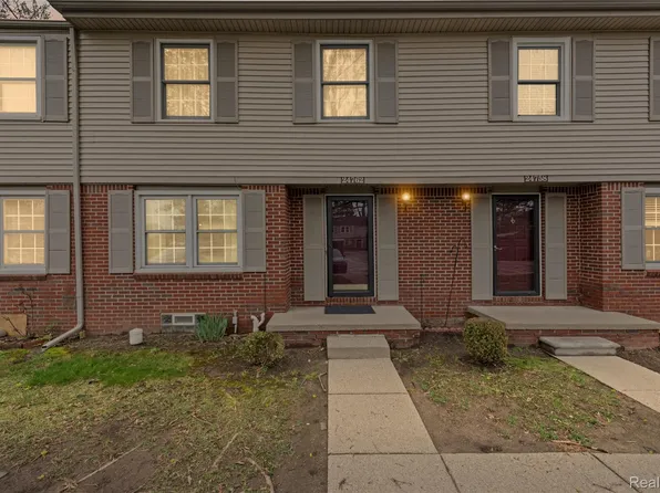 24762 Bashian Dr, Novi, MI 48375