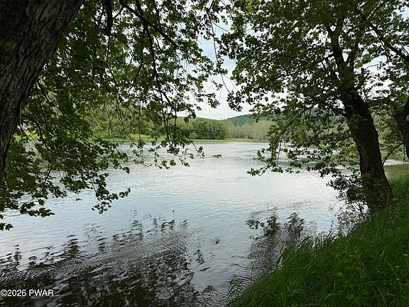 4th image of River Rd