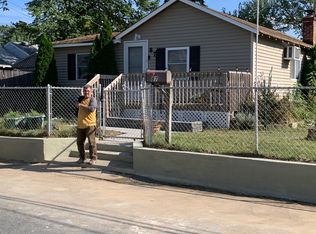 87 Pacific Blvd, Keyport, NJ 07735