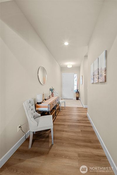 5th image of 20710 156th Street E