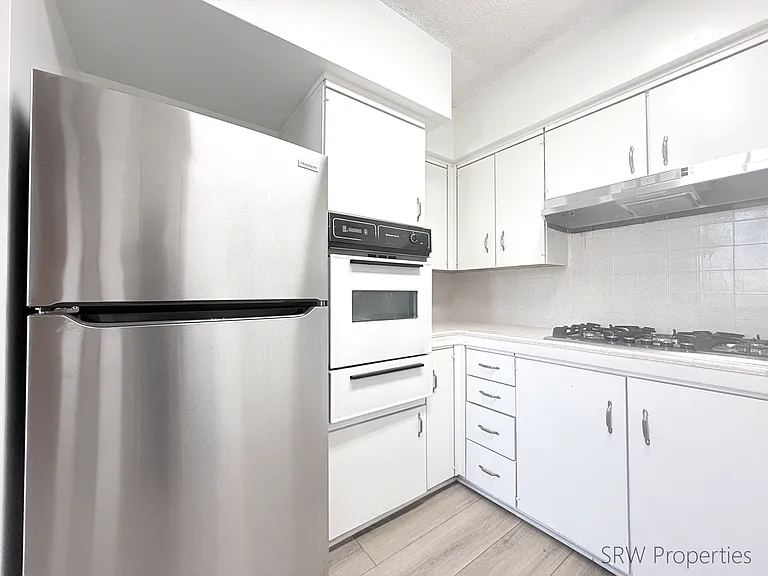 712 N Adams St #10 — Photo 9