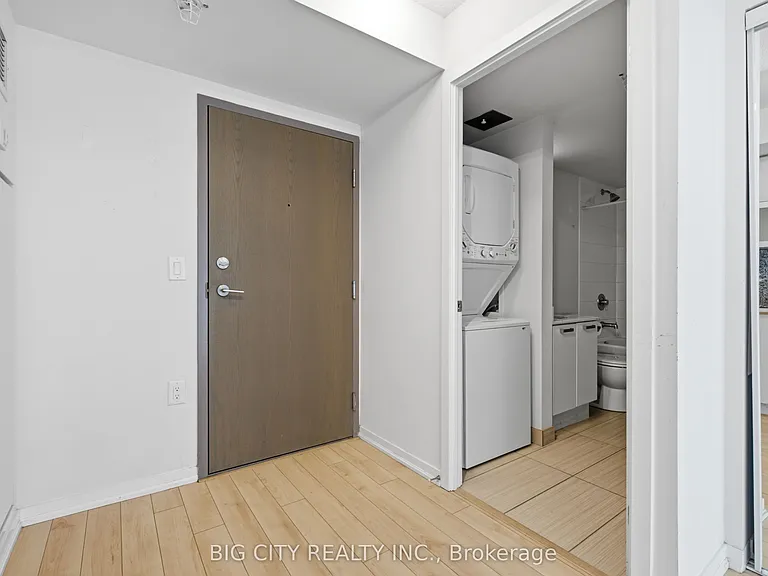 36 Lisgar St #1701E — Photo 10