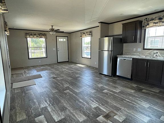 4th image of 1946 Wyoming Ave #203