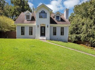 1838 Kelvin Dr, Lawrenceville, GA 30043