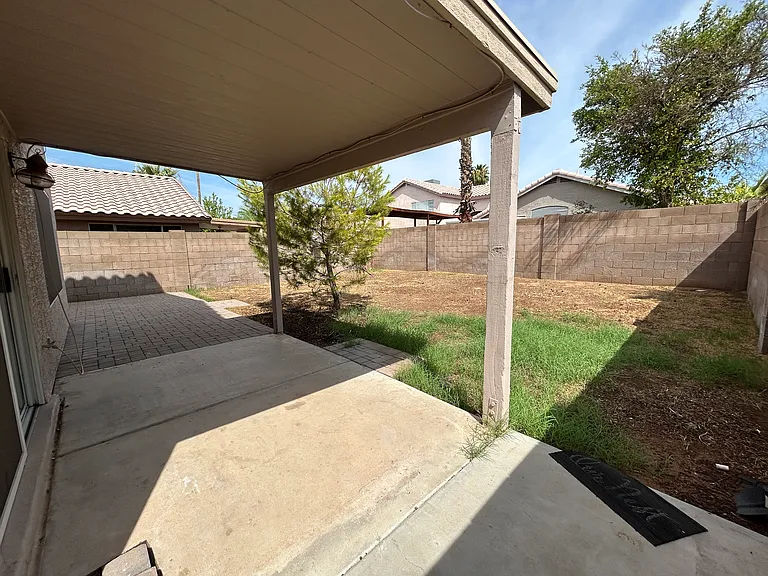 4132 E Anderson Dr — Photo 37