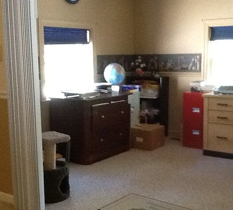 4th image of 405 Locksley Dr