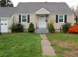 35 Clearfield Rd, Wethersfield, CT 06109