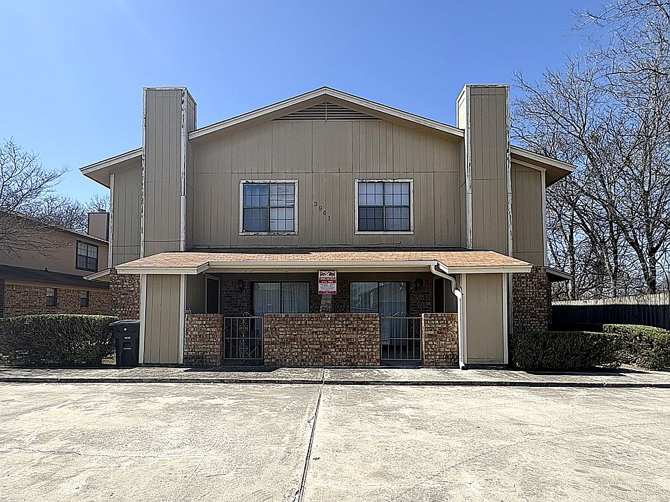 1st image of 3901 Hereford Ln APT A