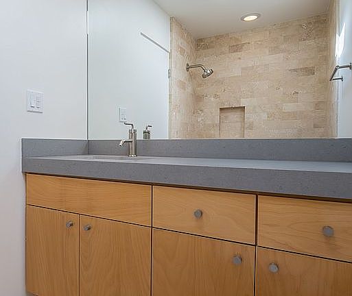 4th image of 1327 Havenhurst Dr APT 2