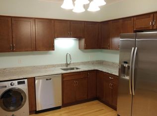 14 Dexter St APT 3, Waltham, MA 02453