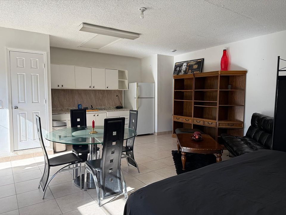 2nd image of 7003 Harbor Point Blvd