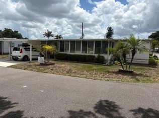 2 Pine Aire Cir, Lake Placid, FL 33852