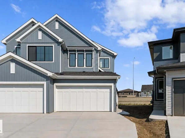 1064 Cristall Cres, Edmonton, AB T6W 5S6