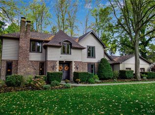 50 Fennec Ln, East Amherst, NY 14051