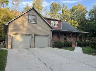 3854 Lark Rd, Green Bay, WI 54313