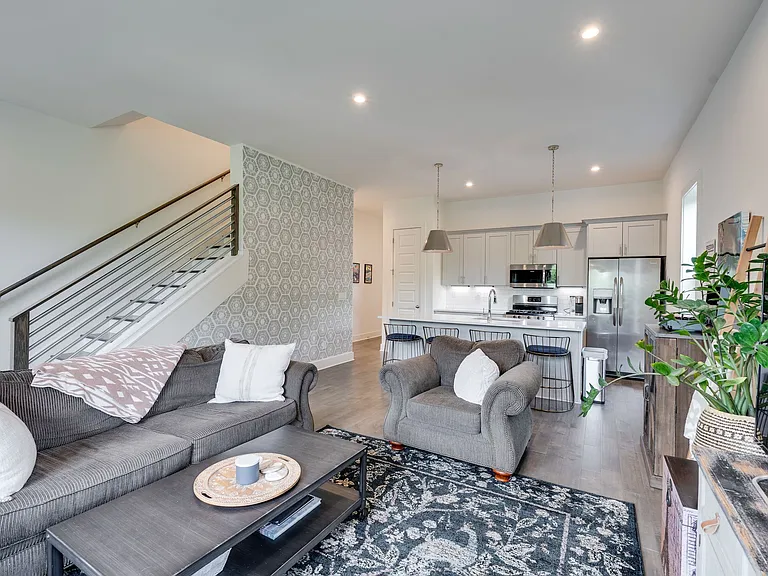 700 James Ave #17 — Photo 21