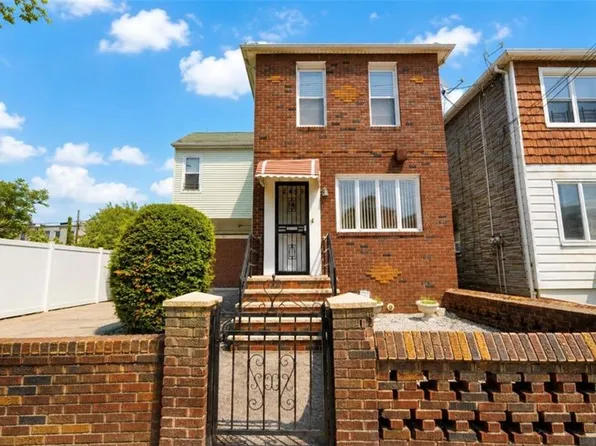 2459 W 2nd St, Brooklyn, NY 11223