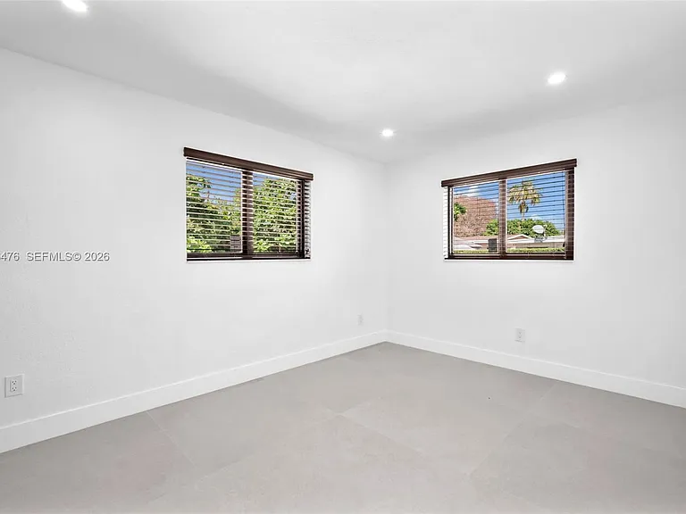 17911 NW 82nd Ave — Photo 22