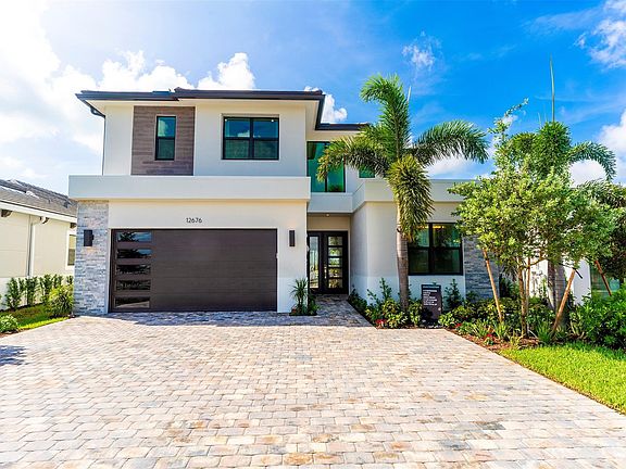 2nd image of 12676 Solana Bay Circle
