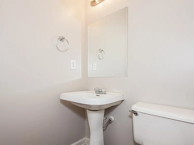 10421 Henbane Ct — Photo 16
