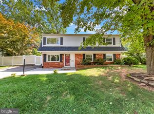 13747 Mapledale Ave, Woodbridge, VA 22193