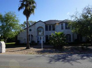 415 Duck Lake Dr, Lakeway, TX 78734