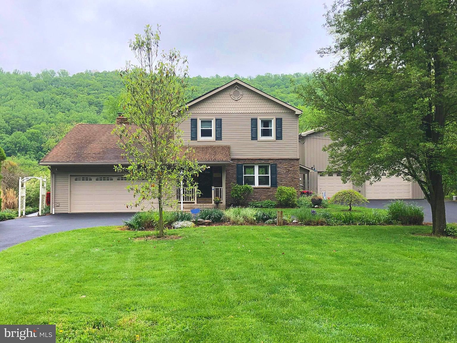 296 Juniata Pkwy E, Newport, PA 17074 MLS PAPY2004168 Zillow