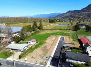 4520 No 3 Rd #2, Chilliwack, BC V2R5E8