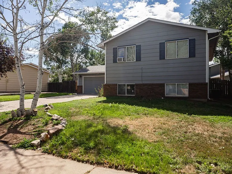 117 43rd Avenue Ct — Photo 3
