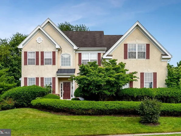 1 Brookridge Dr, Logan Township, NJ 08085